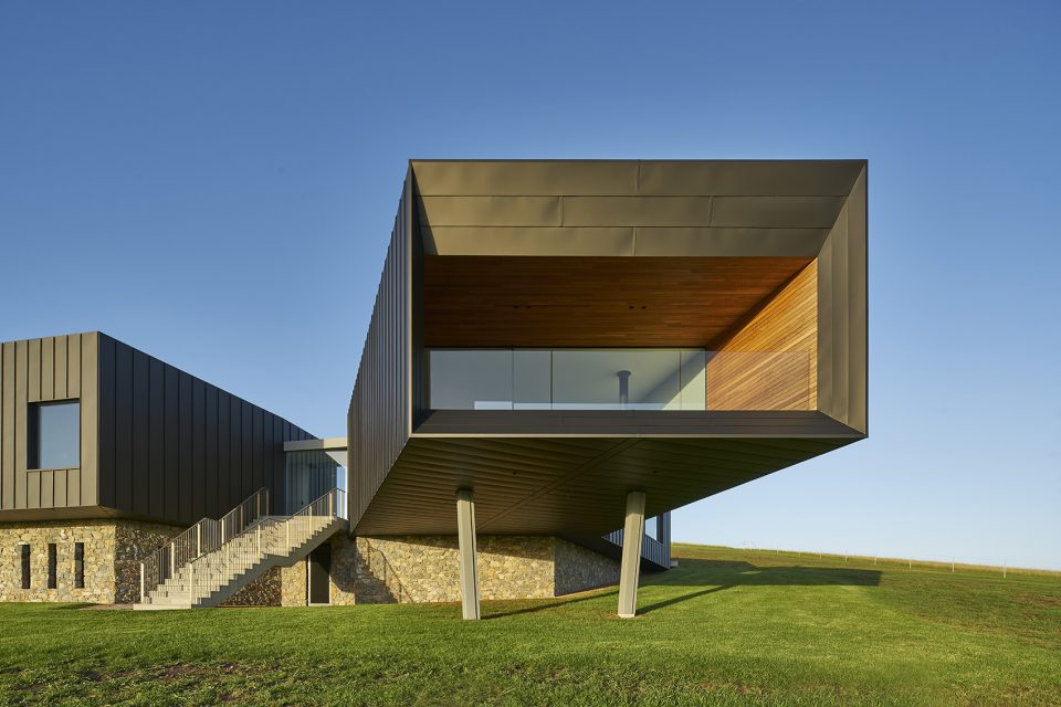 Headland House by Atelier Andy Carson