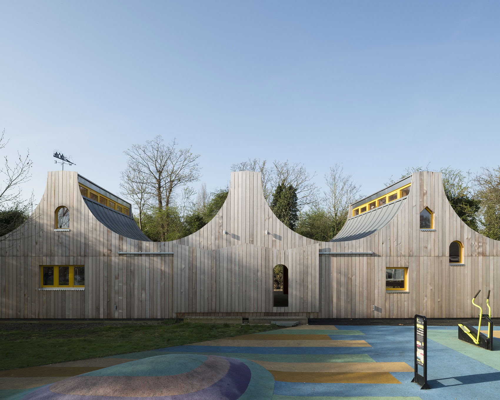 woodland classrooms, belvue school, northolt, london, uk by