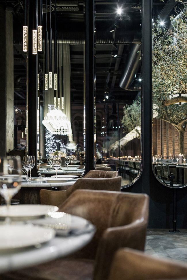 CATCH fish restaurant Kiev Uraine by YoDezeen Studio