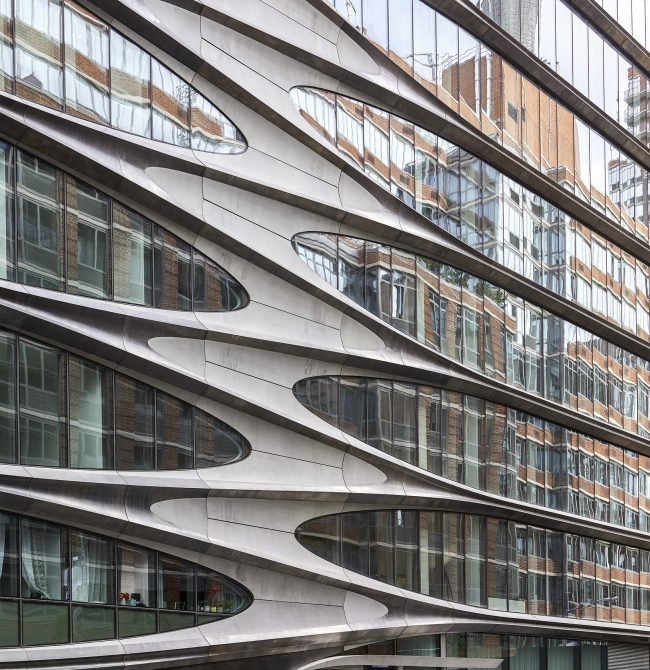 520 West 28th by Zaha Hadid Architects