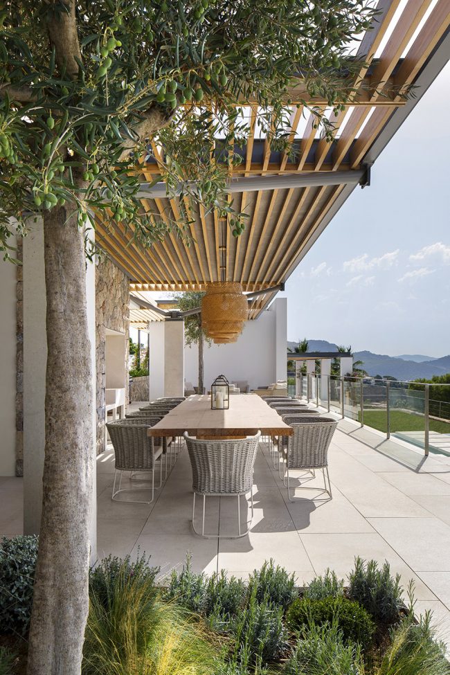BORA HEADQUARTERS MALLORCA SPAIN by SAOTA