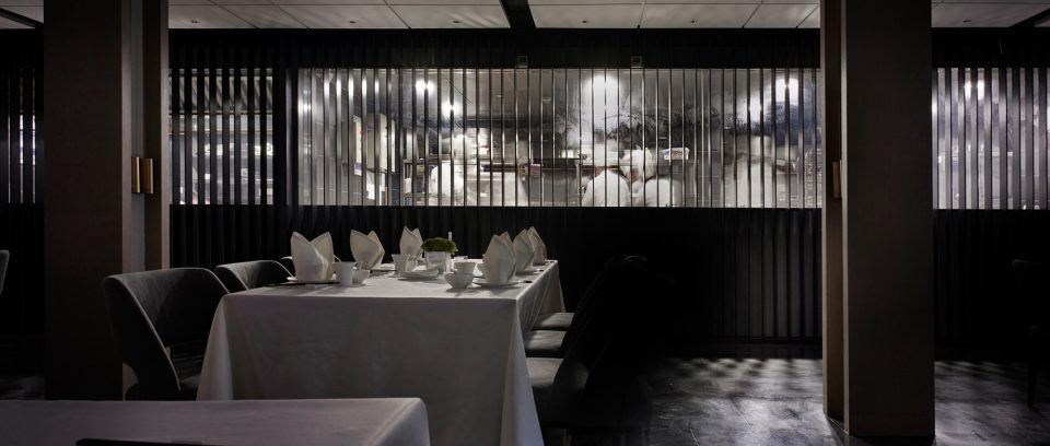 24 Cathay Restaurant China by Minggu Design