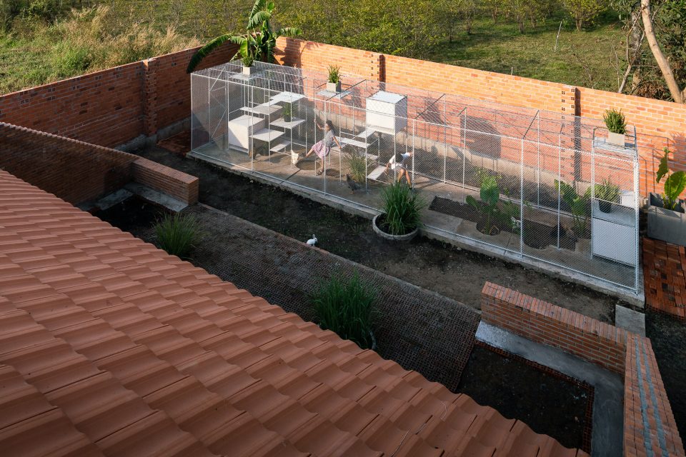 Chicken House by Tropical Space
