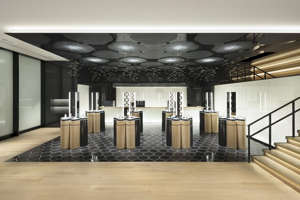 SHISEIDO THE STORE by nendo