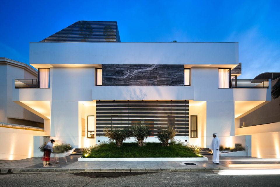 A house in Yarmouk by Studio Toggle