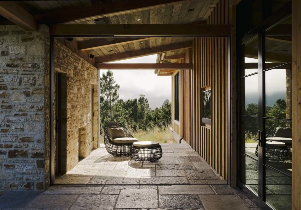 Tehama Residence by Studio Schicketanz