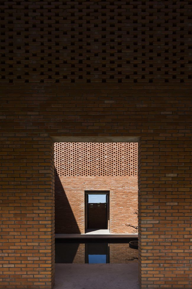 LONG AN HOUSE Vietnam by Tropical Space Co.Ltd
