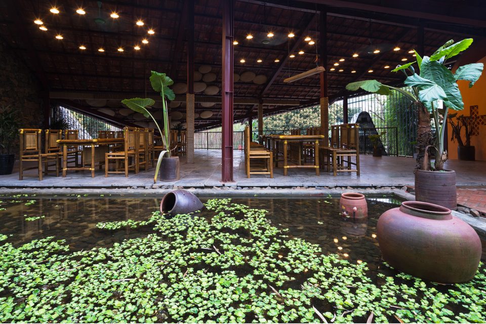 Ao May Restaurant by Aline Architect