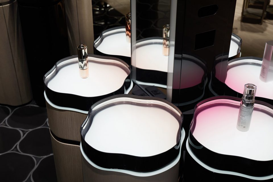 SHISEIDO THE STORE by nendo