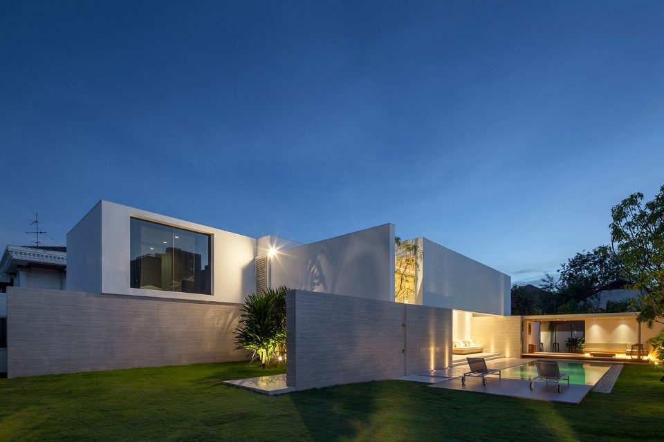 PA House Bangkok Thailand by IDIN ARCHITECTS