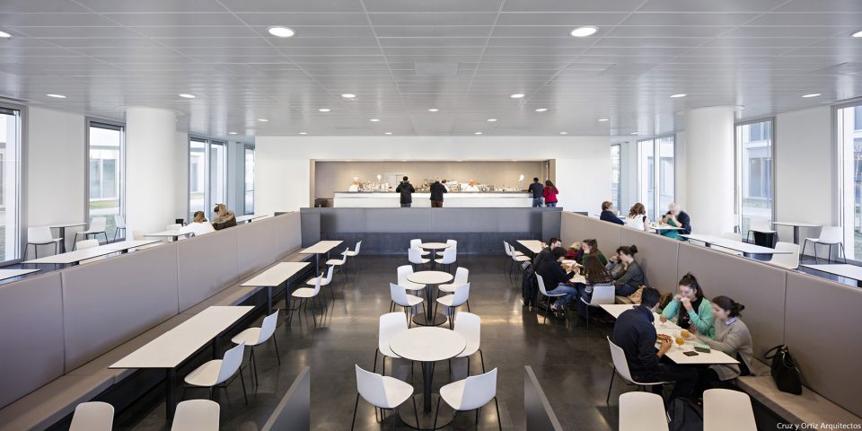 Faculty of Medicine at Campus of Health Sciences of UGR University Granada by Cruz y Ortiz Arquitectos