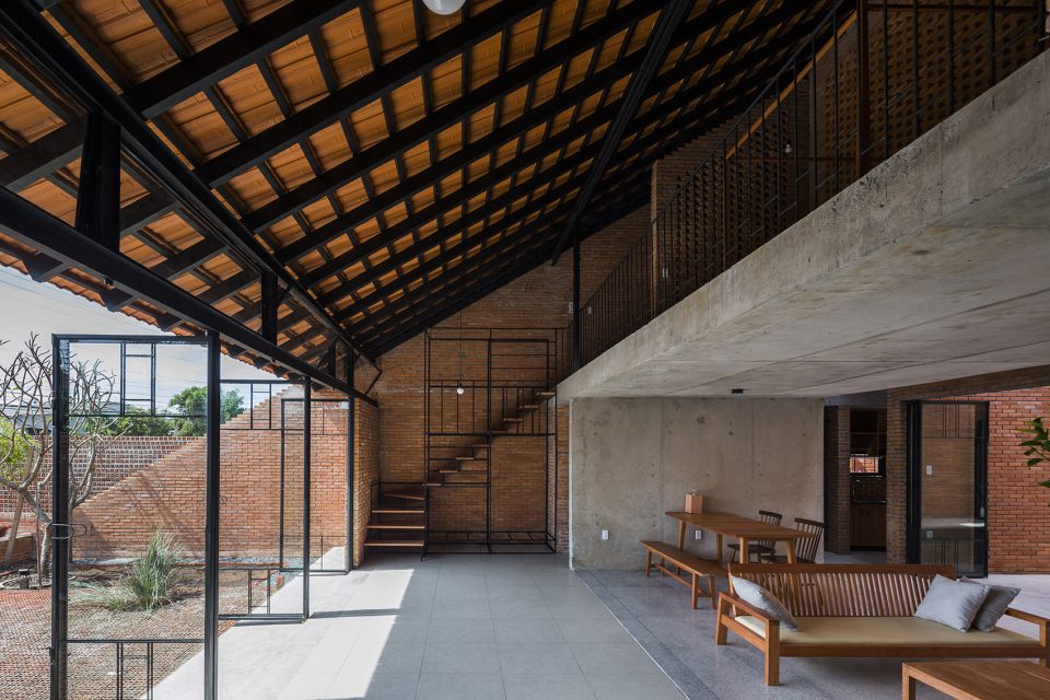 LONG AN HOUSE Vietnam by Tropical Space Co.Ltd