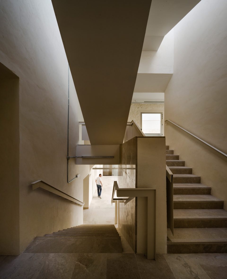 Rehabilitation of the old Ignacio Halcón School For the Interpretation Center of Flamenco by garciatorrente architects