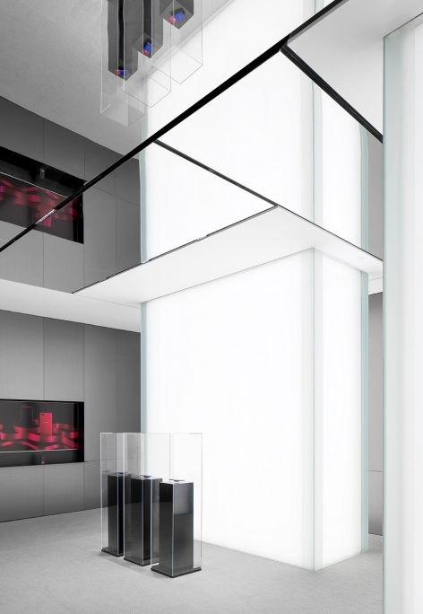 OPPOs First Super Flagship Store ·Whale China by DOMANI