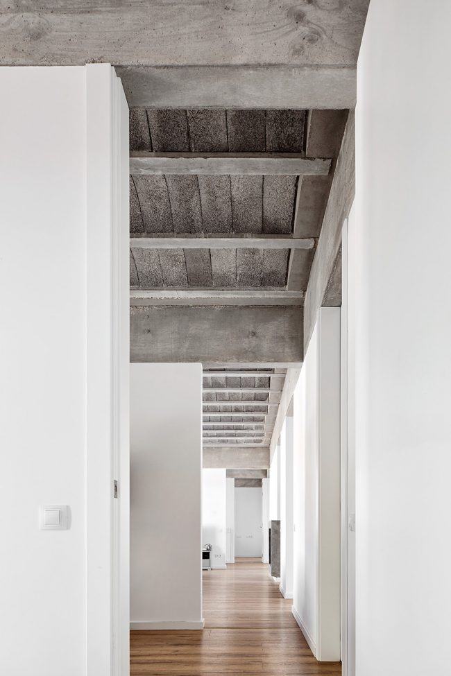 Marian single family house Ullastrell Barcelona by Carles Marcos