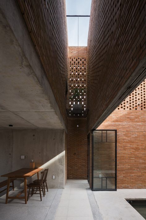 LONG AN HOUSE Vietnam by Tropical Space Co.Ltd