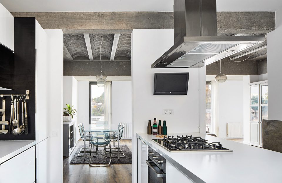 Marian single family house Ullastrell Barcelona by Carles Marcos