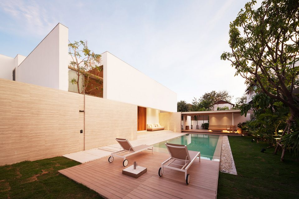 PA House Bangkok Thailand by IDIN ARCHITECTS