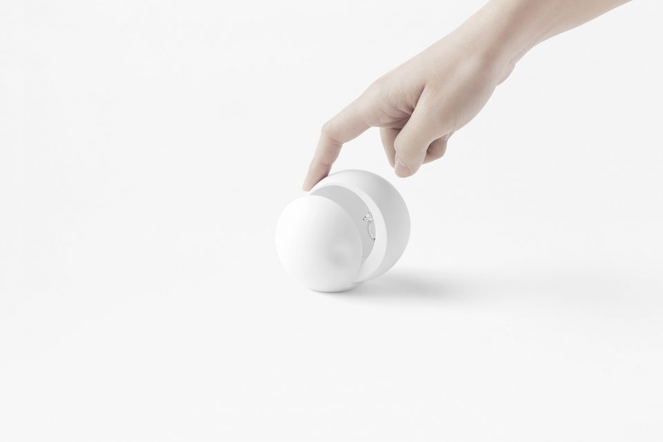 Seven Sliding Cases for Blanc Bijou by nendo