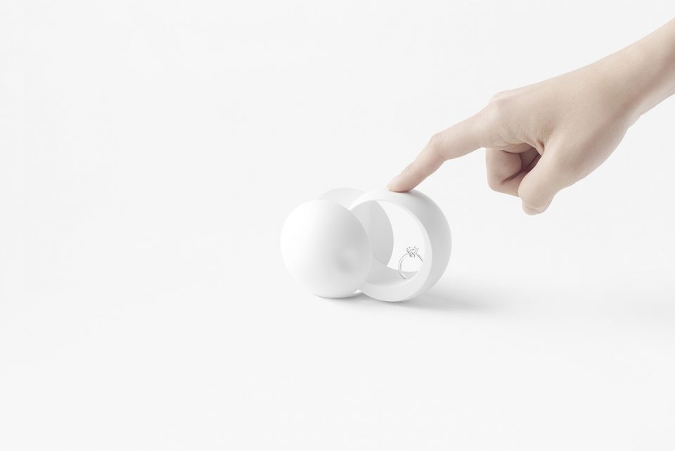 Seven Sliding Cases for Blanc Bijou by nendo