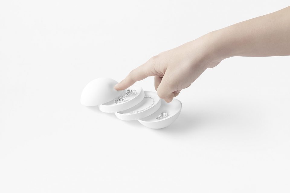 Seven Sliding Cases for Blanc Bijou by nendo