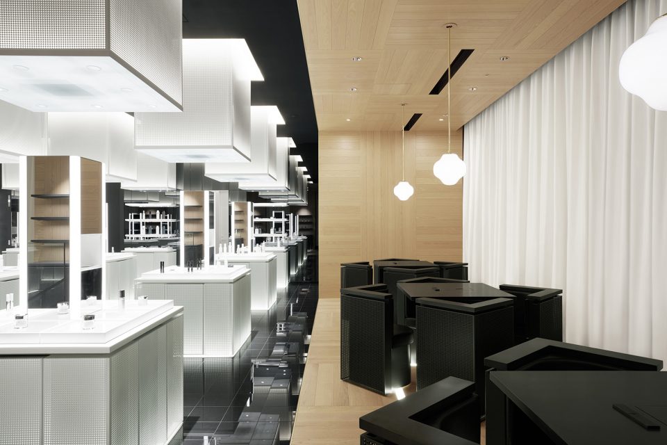 SHISEIDO THE STORE by nendo