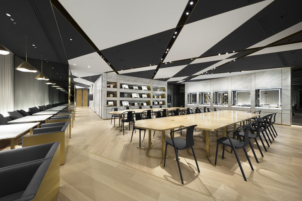 SHISEIDO THE STORE by nendo