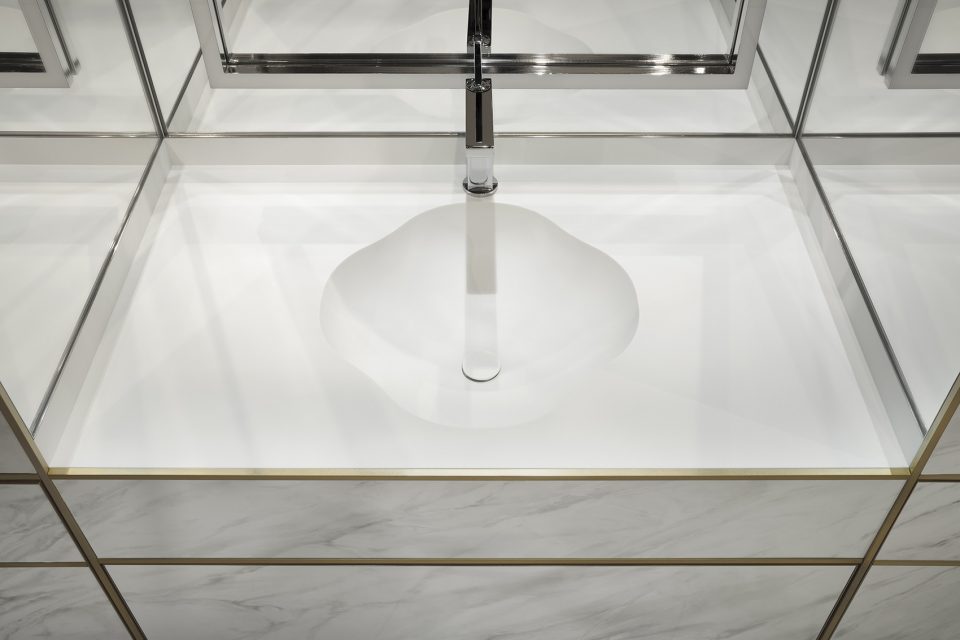 SHISEIDO THE STORE by nendo