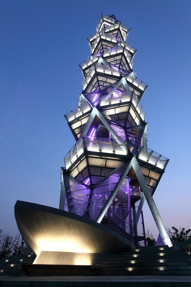 仰观景观塔灯光 colourful lighting view from the base observation tower ECADI
