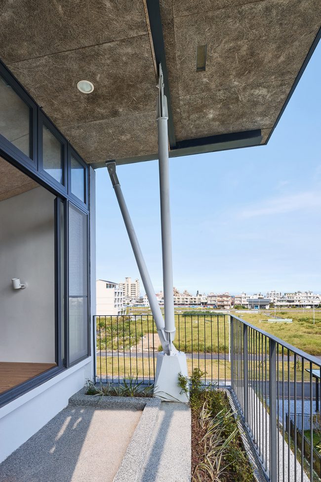 balcony opening row house emerge architects
