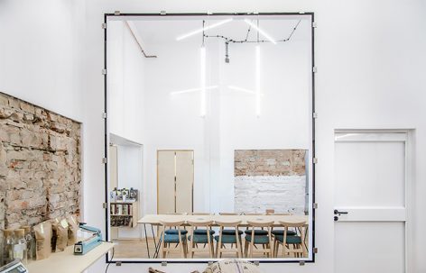 Kahawa 咖啡书屋，波兰 / Atelier Starzak Strebicki