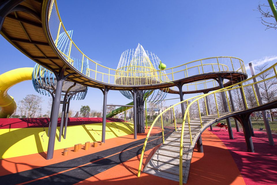 CFLD JIANGMEN DRAGON CREEK PARK RENOVATION China by LOCUS ASSOCIATES