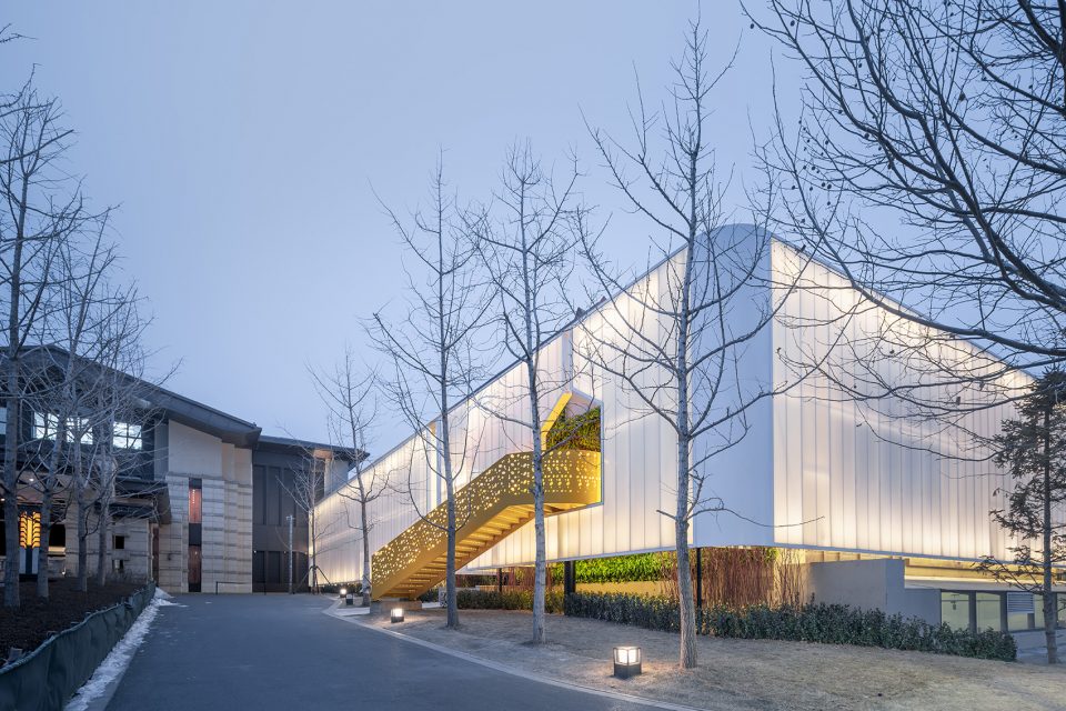 Aranya Kid’s restaurant China by Wutopia Lab
