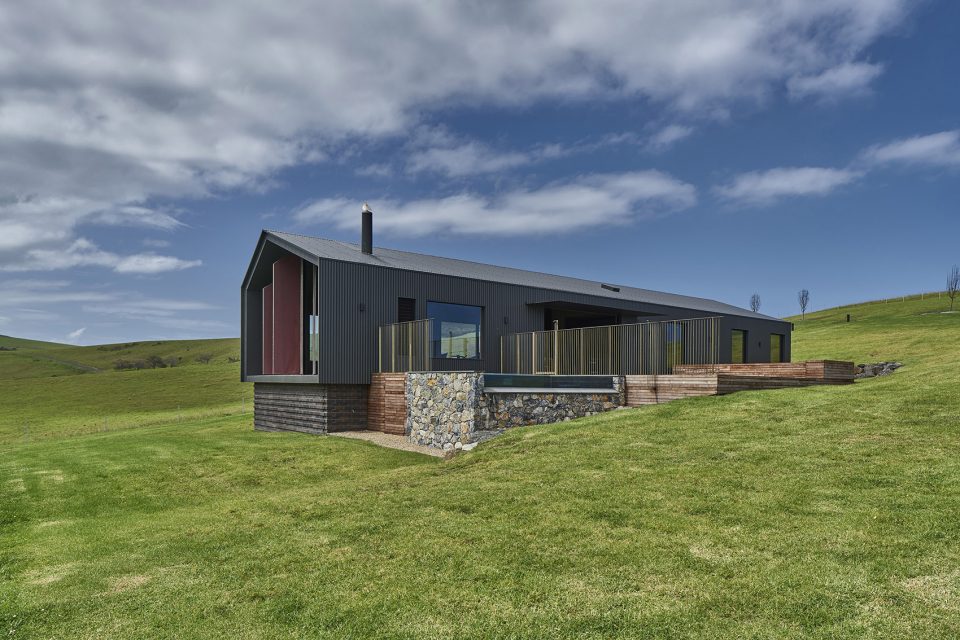 Escarpment House by Atelier Andy Carson