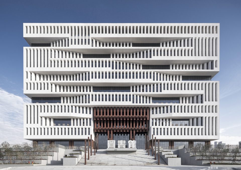 library of south lake campus of wuhan university of technology china by architectural design and research institute of scut