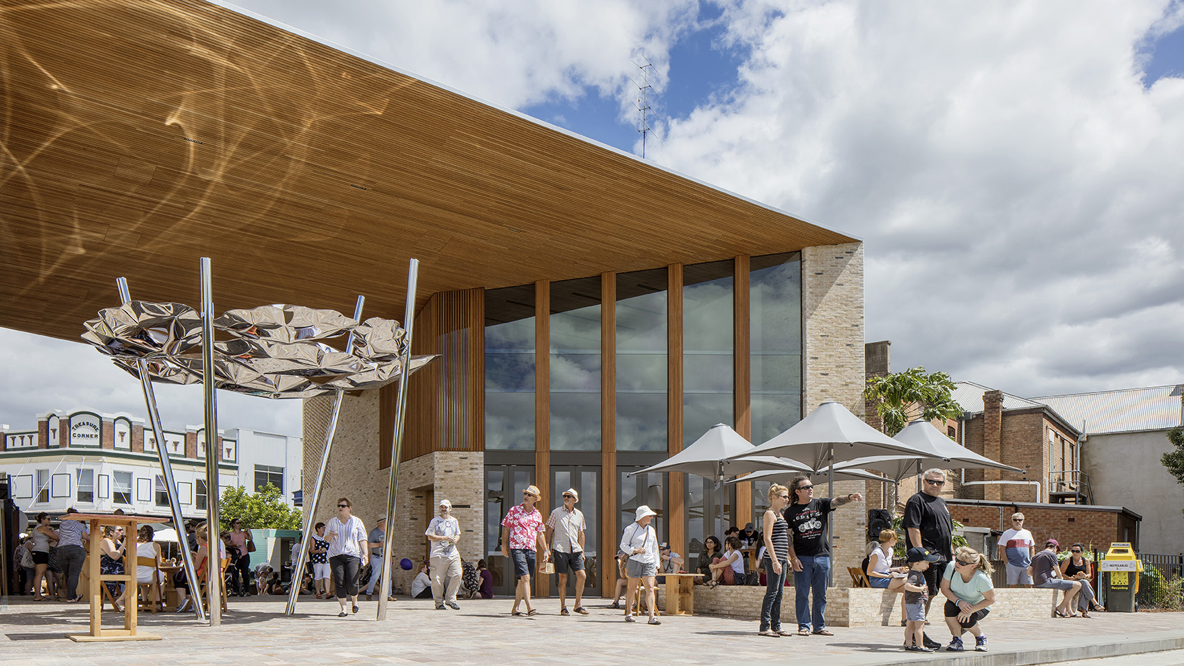 Maitland Riverlink by CHROFI & McGregor Coxall 谷德设计网