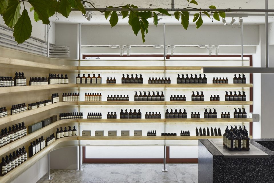 Aesop in Jiyugaoka by ciguë
