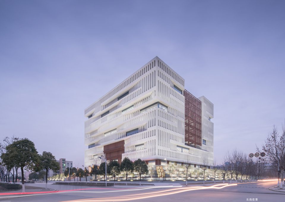 library of south lake campus of wuhan university of technology china by architectural design and research institute of scut