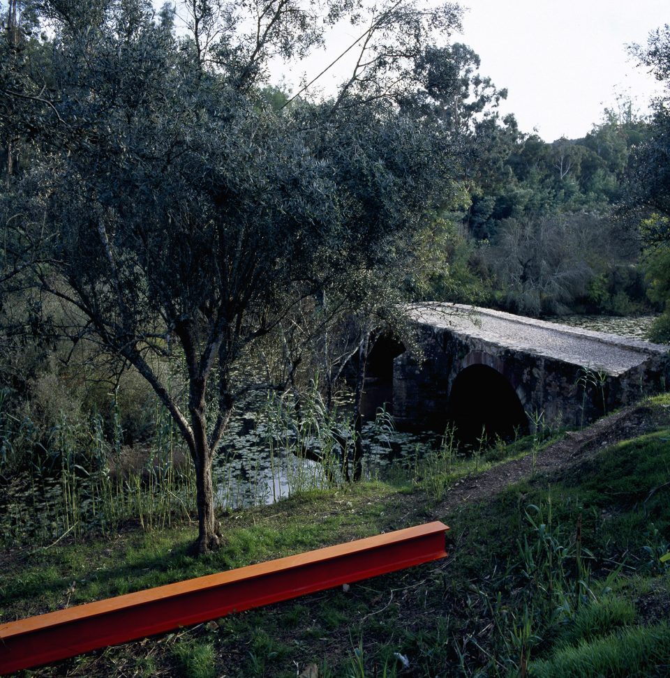resting area in santa clara a velha by jose adriao arquitectos