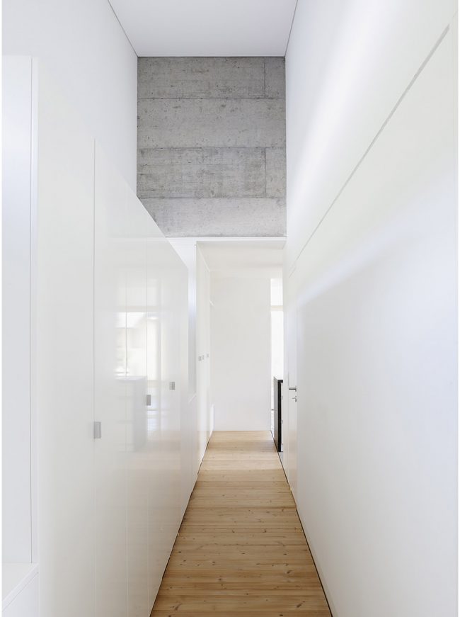Villa Molignon Switzerland by ATELIER