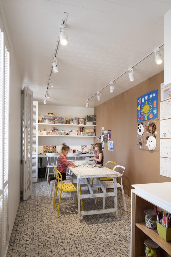 Studio Bluecerigo by Alain Carle Architecte