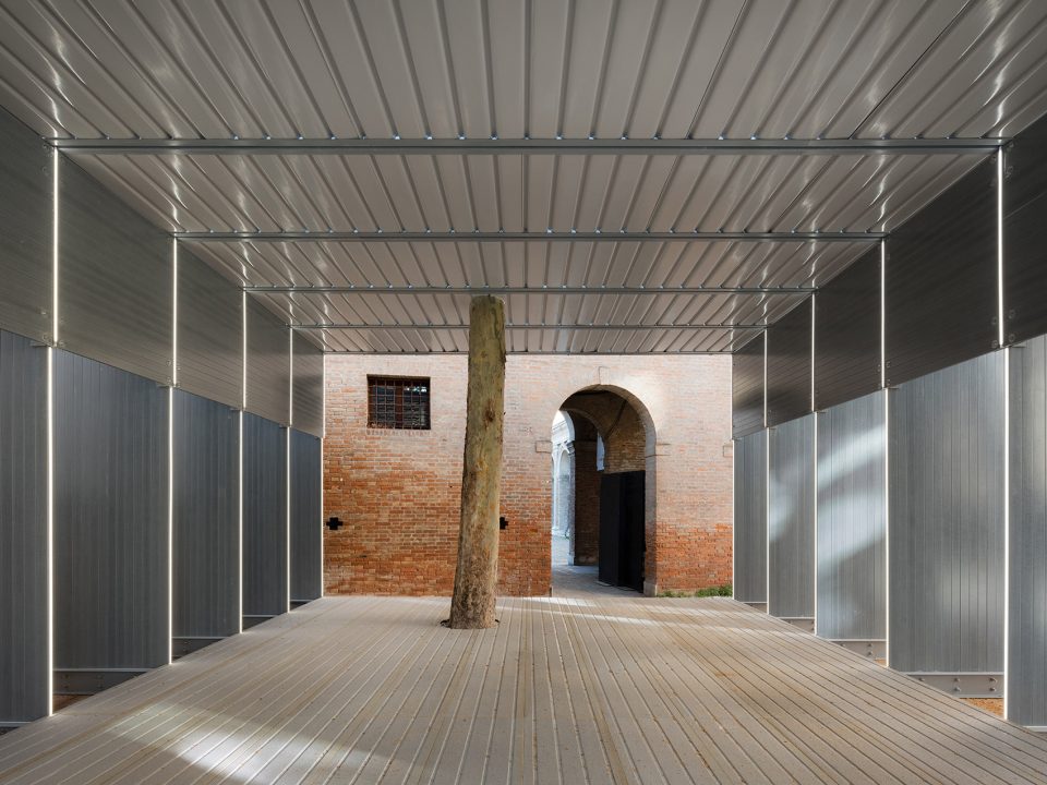 Pavilion LightMotiv Venice Italy IUAV University students’ competition work