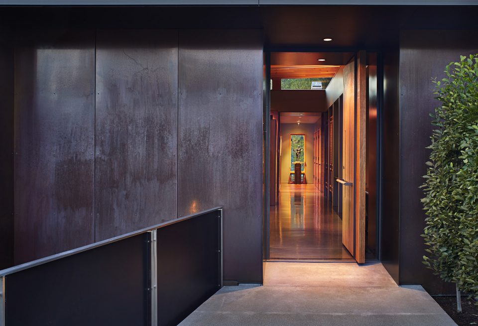 Brook Bay Residence by SKL Architects