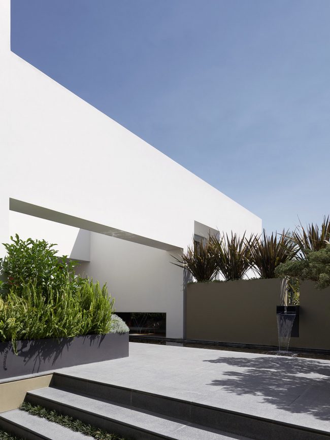 LL328 by CDM Casas de México