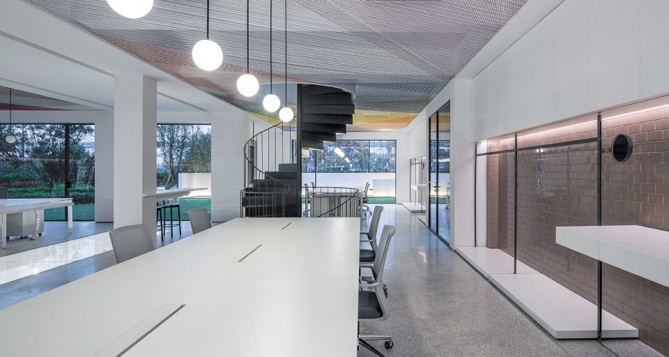 Max Vision Office by Jin Design Studio