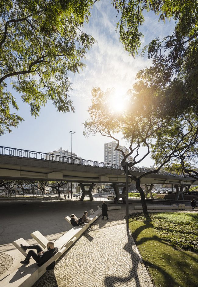 Praça Fonte Nova by José Adrião Arquitetos