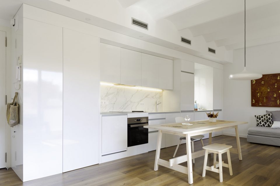 Born House by GokoStudio