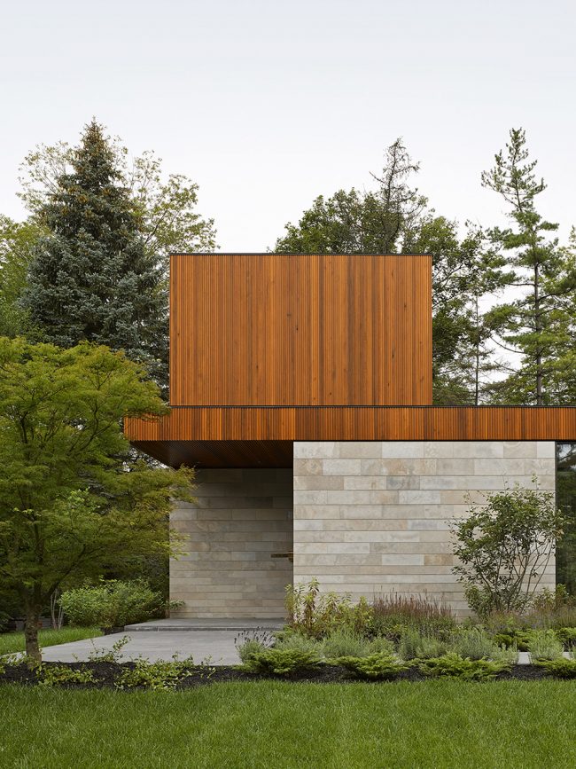 House on Ancaster Creek Ancaster Canada by Williamson Williamson Inc.
