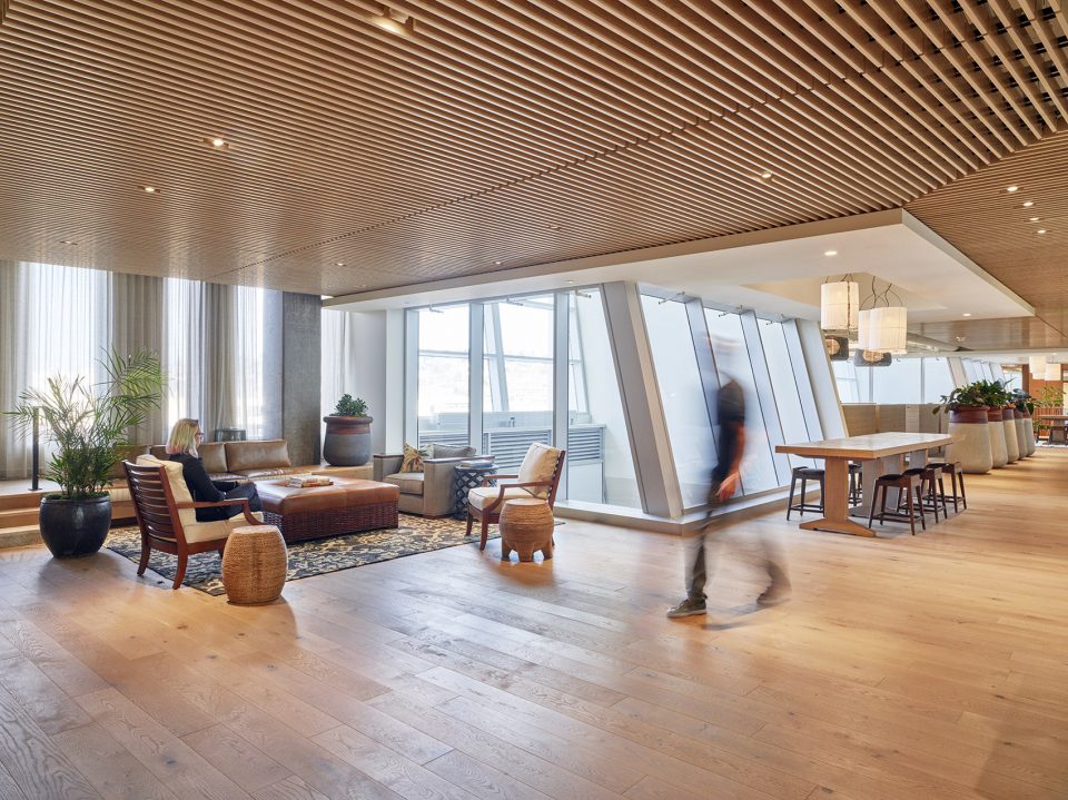 Tommy Bahama HQ by SkB Architects