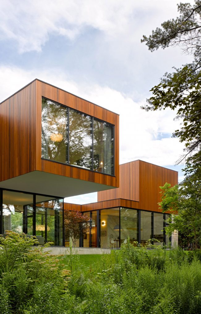 House on Ancaster Creek Ancaster Canada by Williamson Williamson Inc.